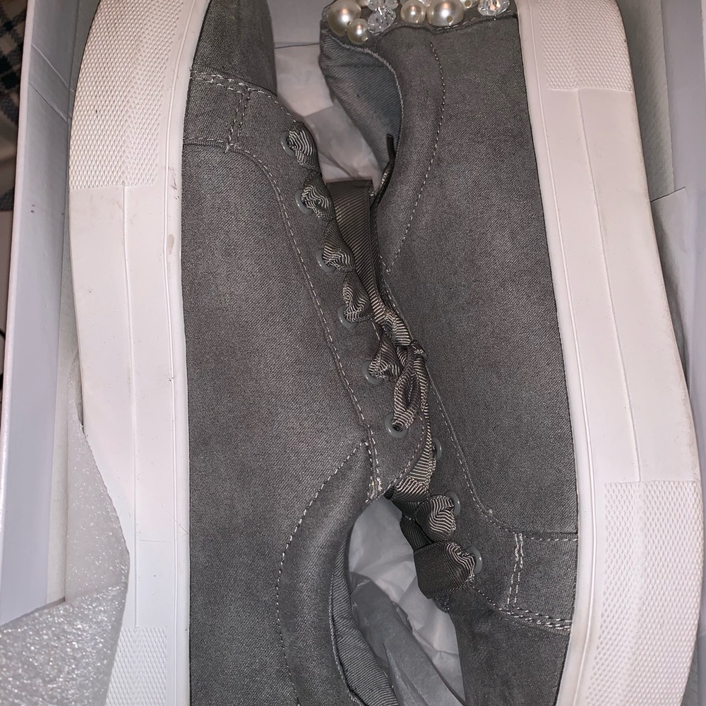 Steve Madden platform shoes with pearls